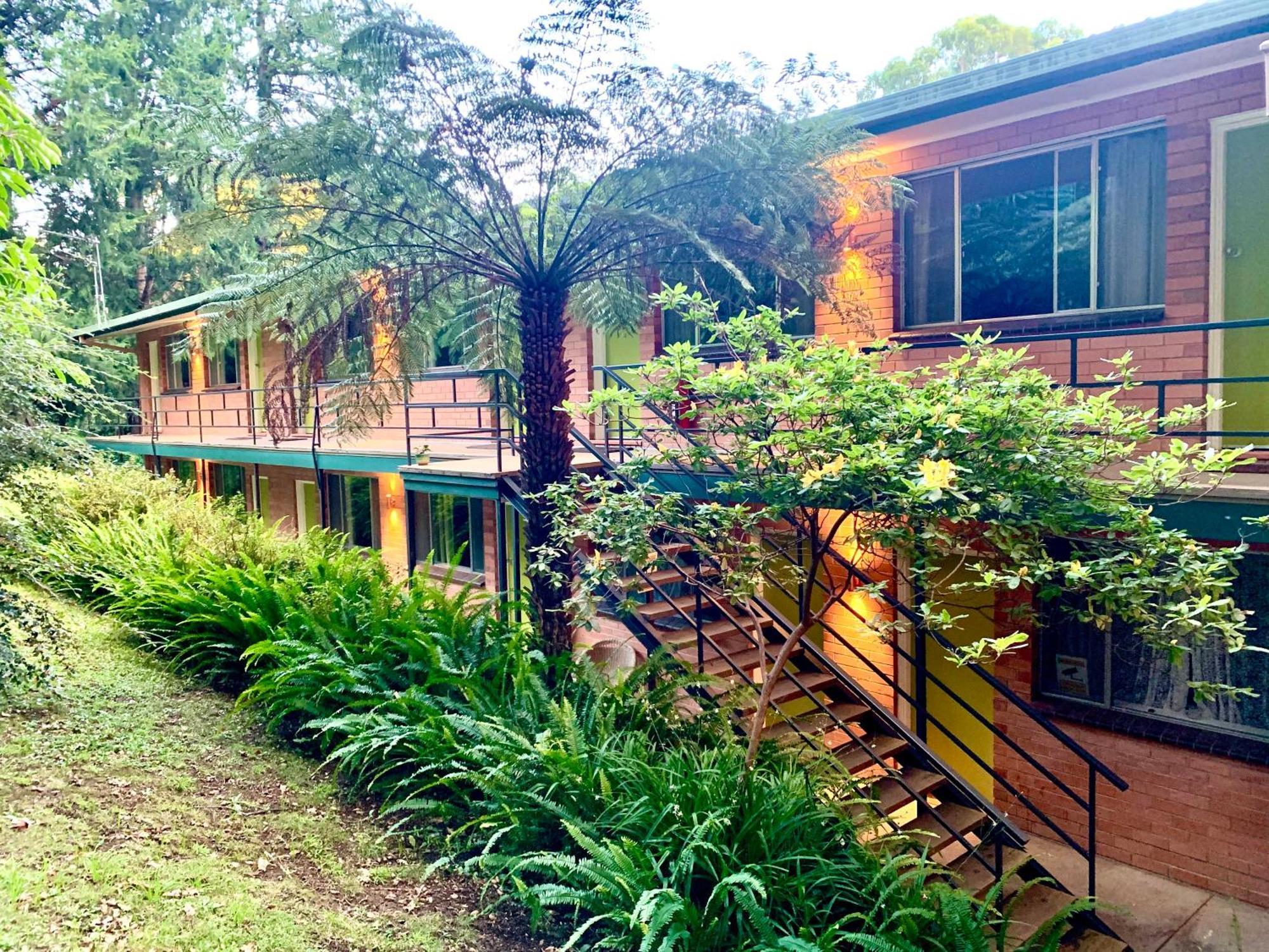 The Warby, Where Mid-century Style Meets The Mountains Motel