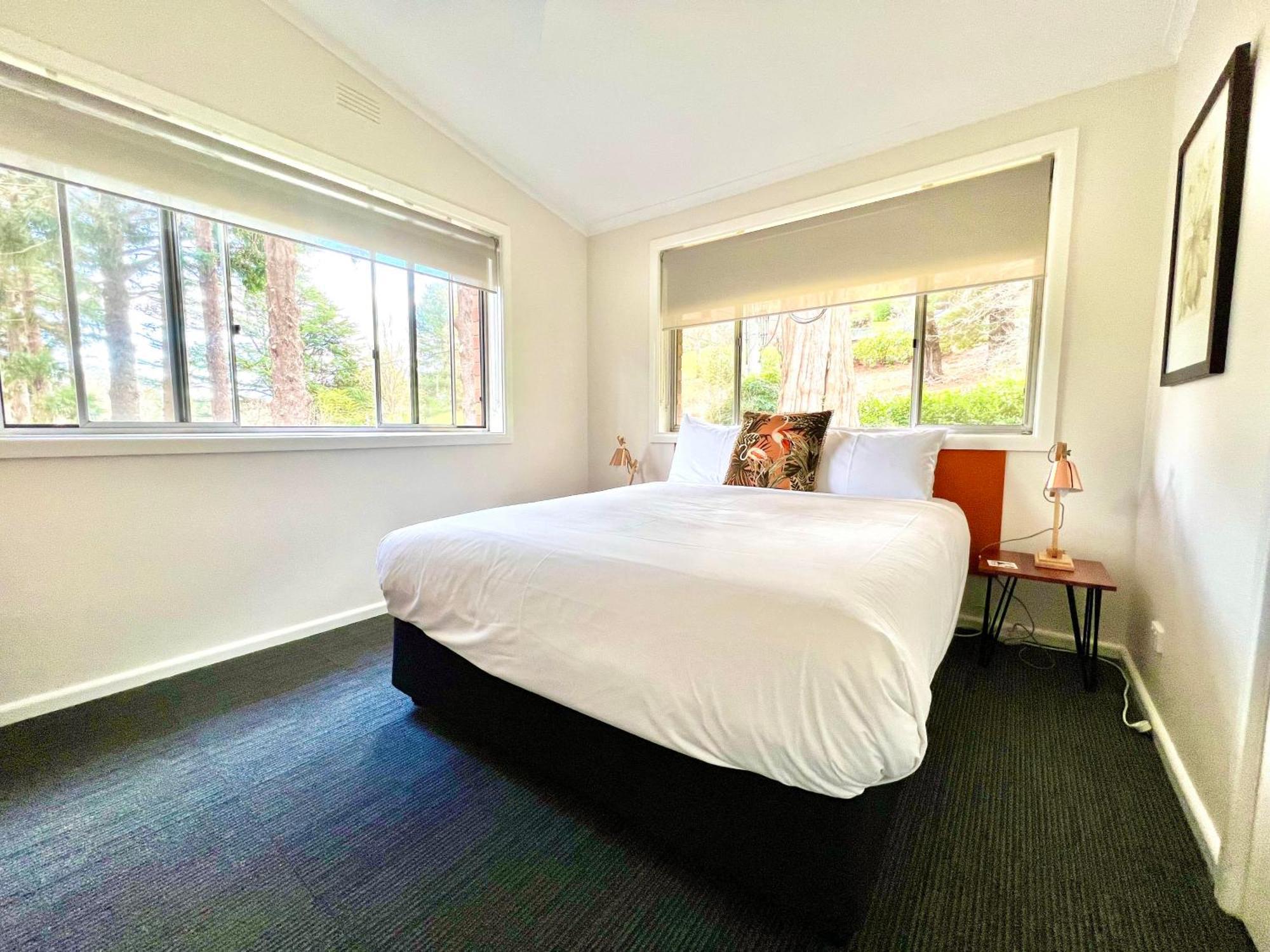 The Warby, Where Mid-century Style Meets The Mountains Motel 3*